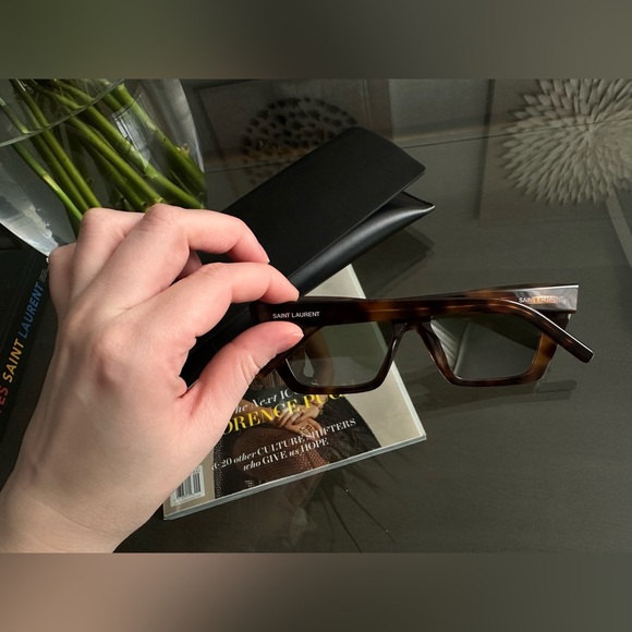 Ysl sunglasses - Picture 4 of 7